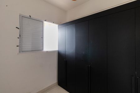 Quarto 1 de apartamento para alugar com 2 quartos, 48m² em Vila Vessoni, São Paulo