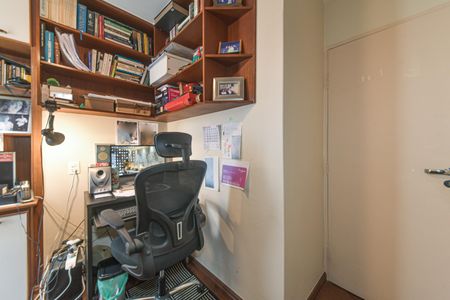 Apartamento à venda com 96m², 3 quartos e 2 vagasQuarto 1