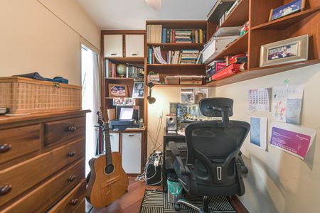 Apartamento à venda com 96m², 3 quartos e 2 vagasQuarto 1