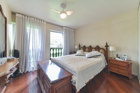 Apartamento à venda com 96m², 3 quartos e 2 vagasQuarto 3