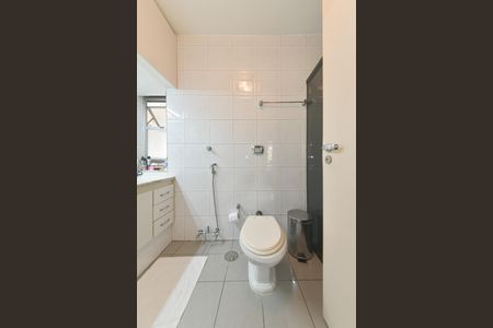 Apartamento à venda com 96m², 3 quartos e 2 vagasBanheiro