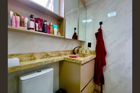 Apartamento à venda com 80m², 3 quartos e 4 vagasBanheiro 1