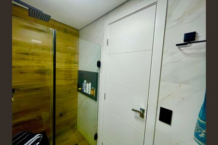 Apartamento à venda com 80m², 3 quartos e 4 vagasBanheiro 2