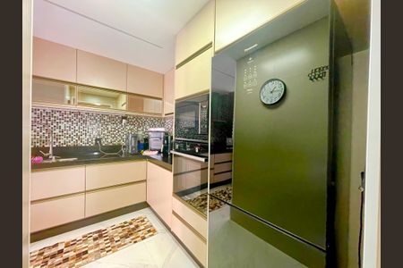 Apartamento à venda com 80m², 3 quartos e 4 vagasCozinha