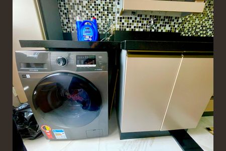 Apartamento à venda com 80m², 3 quartos e 4 vagasÁrea de Serviço