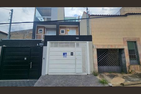 Casa à venda com 109m², 2 quartos e 1 vagaFachada
