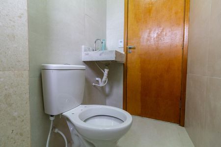 Casa à venda com 109m², 2 quartos e 1 vagaBanheiro 2