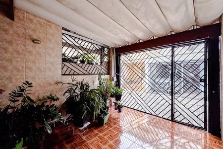 Casa à venda com 152m², 2 quartos e 2 vagasGaragem