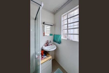 Casa à venda com 152m², 2 quartos e 2 vagasBanheiro