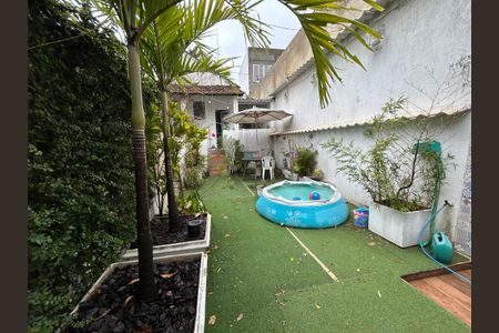 Casa à venda com 103m², 2 quartos e sem vagaQuintal