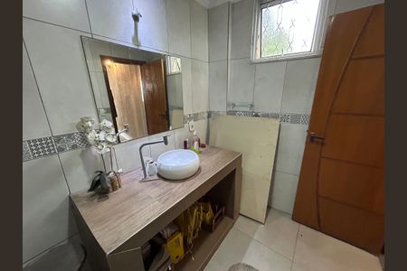 Casa à venda com 103m², 2 quartos e sem vagaBanheiro 2