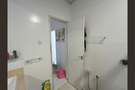 Casa à venda com 103m², 2 quartos e sem vagaBanheiro 1