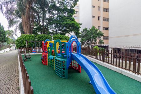 Apartamento à venda com 106m², 3 quartos e 1 vagaÁrea comum - Playground