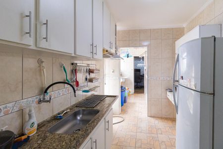 Apartamento à venda com 106m², 3 quartos e 1 vagaCozinha e área de serviço