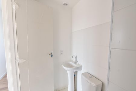 Apartamento para alugar com 39m², 2 quartos e sem vagaBanheiro