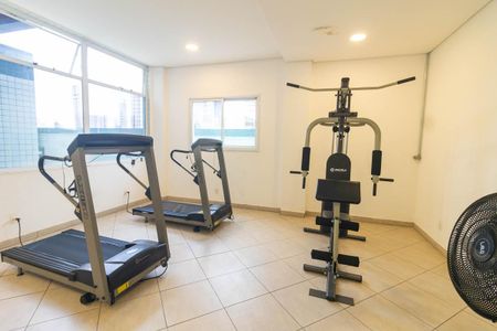 Apartamento à venda com 72m², 2 quartos e 2 vagas Apartamento à venda com 72m², 2 quartos e 2 vagasÁrea comum - Academia