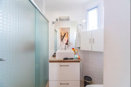 Apartamento à venda com 72m², 2 quartos e 2 vagas Apartamento à venda com 72m², 2 quartos e 2 vagasBanheiro do Quarto 2