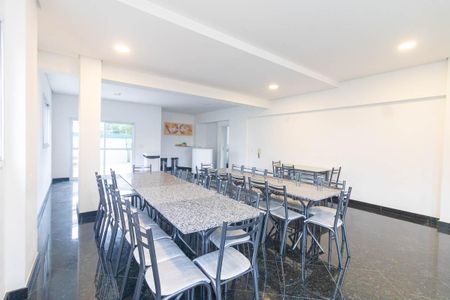 Apartamento à venda com 72m², 2 quartos e 2 vagas Apartamento à venda com 72m², 2 quartos e 2 vagasÁrea comum - Salão de festas