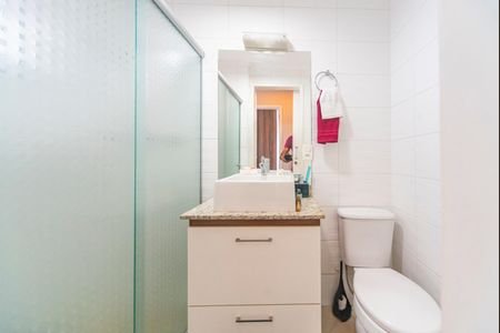 Apartamento à venda com 72m², 2 quartos e 2 vagas Apartamento à venda com 72m², 2 quartos e 2 vagasBanheiro