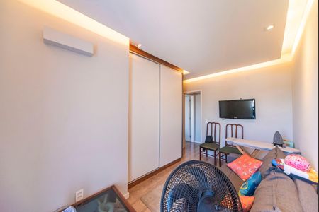 Apartamento à venda com 72m², 2 quartos e 2 vagas Apartamento à venda com 72m², 2 quartos e 2 vagasQuarto 1