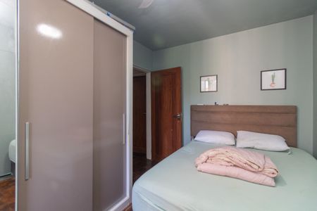 Quarto 2 de apartamento à venda com 3 quartos, 90m² em Cristal, Porto Alegre