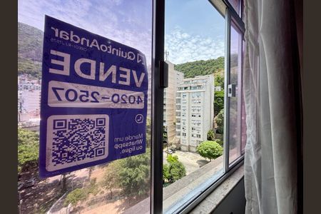 Apartamento à venda com 42m², 1 quarto e sem vagaPlaca