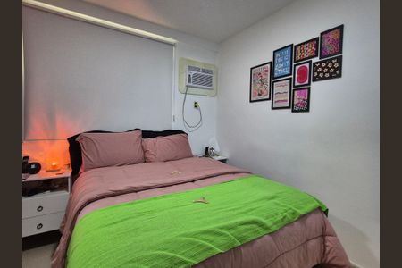 Apartamento à venda com 89m², 2 quartos e 2 vagas Apartamento à venda com 89m², 2 quartos e 2 vagasQuarto