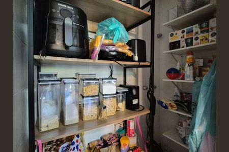 Apartamento à venda com 89m², 2 quartos e 2 vagas Apartamento à venda com 89m², 2 quartos e 2 vagasDespensa