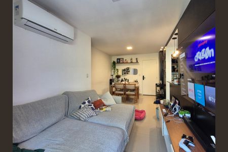 Apartamento à venda com 89m², 2 quartos e 2 vagas Apartamento à venda com 89m², 2 quartos e 2 vagasSala