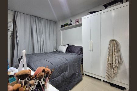 Apartamento à venda com 89m², 2 quartos e 2 vagas Apartamento à venda com 89m², 2 quartos e 2 vagasSuíte
