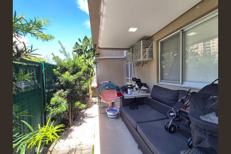 Apartamento à venda com 89m², 2 quartos e 2 vagas Apartamento à venda com 89m², 2 quartos e 2 vagasVaranda