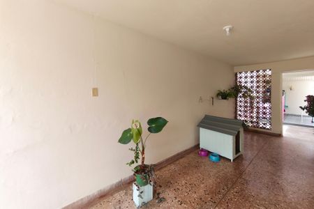 Casa à venda com 148m², 2 quartos e 2 vagasQuintal - Garagem