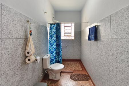 Casa à venda com 148m², 2 quartos e 2 vagasBanheiro