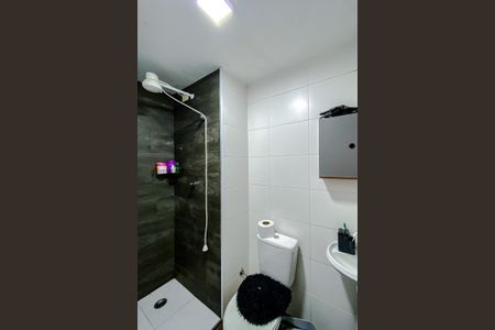Banheiro de apartamento para alugar com 1 quarto, 25m² em Brás, São Paulo