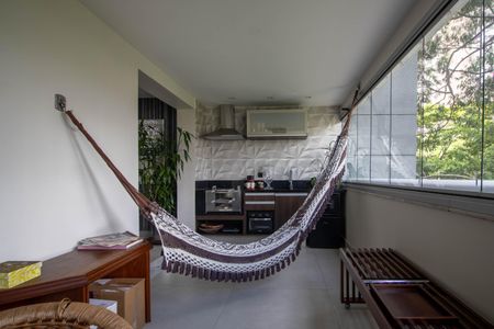 Apartamento à venda com 190m², 3 quartos e 3 vagasVaranda gourmet