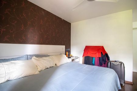 Apartamento à venda com 190m², 3 quartos e 3 vagasSuíte 2