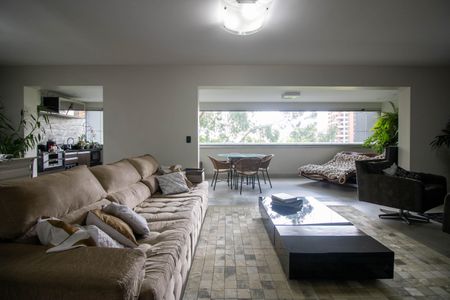 Apartamento à venda com 190m², 3 quartos e 3 vagasSala