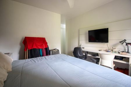 Apartamento à venda com 190m², 3 quartos e 3 vagasSuíte 2