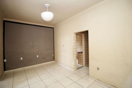 Sala de casa para alugar com 2 quartos, 65m² em Cordovil, Rio de Janeiro