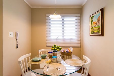 Apartamento para alugar com 280m², 4 quartos e 4 vagas