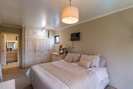 Apartamento para alugar com 280m², 4 quartos e 4 vagas