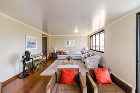 Apartamento para alugar com 280m², 4 quartos e 4 vagas