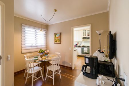 Apartamento para alugar com 280m², 4 quartos e 4 vagas