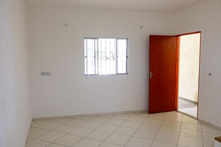sala de casa para alugar com 3 quartos, 80m² em Conceicao, Osasco
