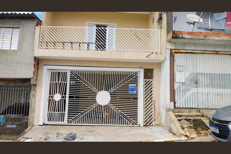 Casa para alugar com 80m², 3 quartos e 2 vagasFachada