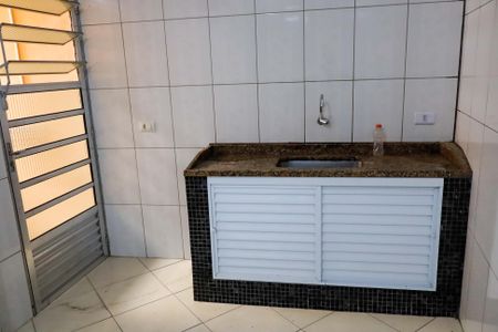 Casa para alugar com 80m², 3 quartos e 2 vagasCozinha