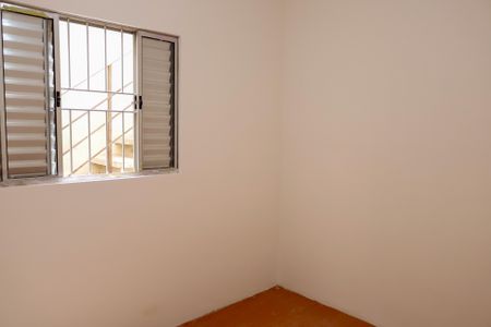 Casa para alugar com 80m², 3 quartos e 2 vagasQuarto 2