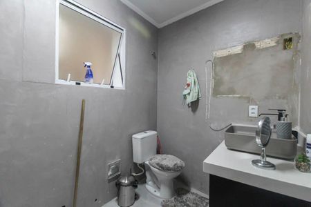 Casa para alugar com 80m², 2 quartos e sem vagaBanheiro