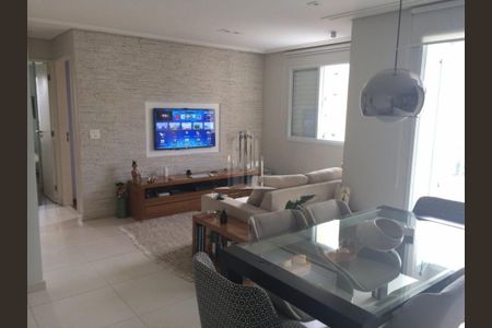 Apartamento à venda com 72m², 2 quartos e 2 vagasFoto 02