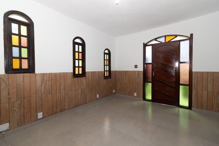 Sala de casa para alugar com 3 quartos, 200m² em Vila Valqueire, Rio de Janeiro